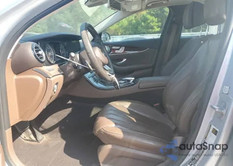 2017 Mercedes-Benz E 300 из США, поврежденный, VIN WDDZF4JB5HA186630